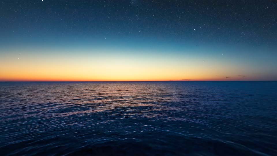A serene ocean horizon